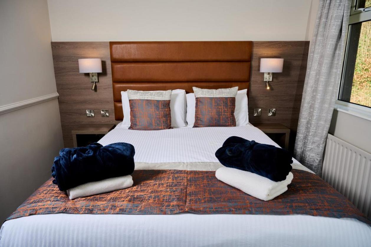 Bushtown Hotel & Spa Коулрейн Екстериор снимка