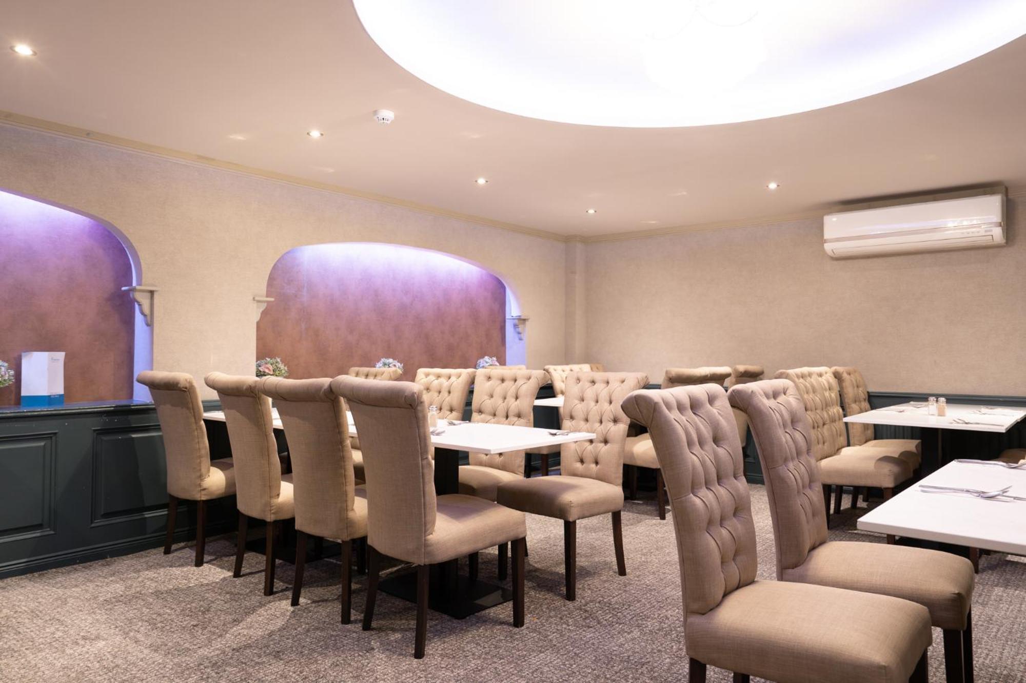 Bushtown Hotel & Spa Коулрейн Екстериор снимка