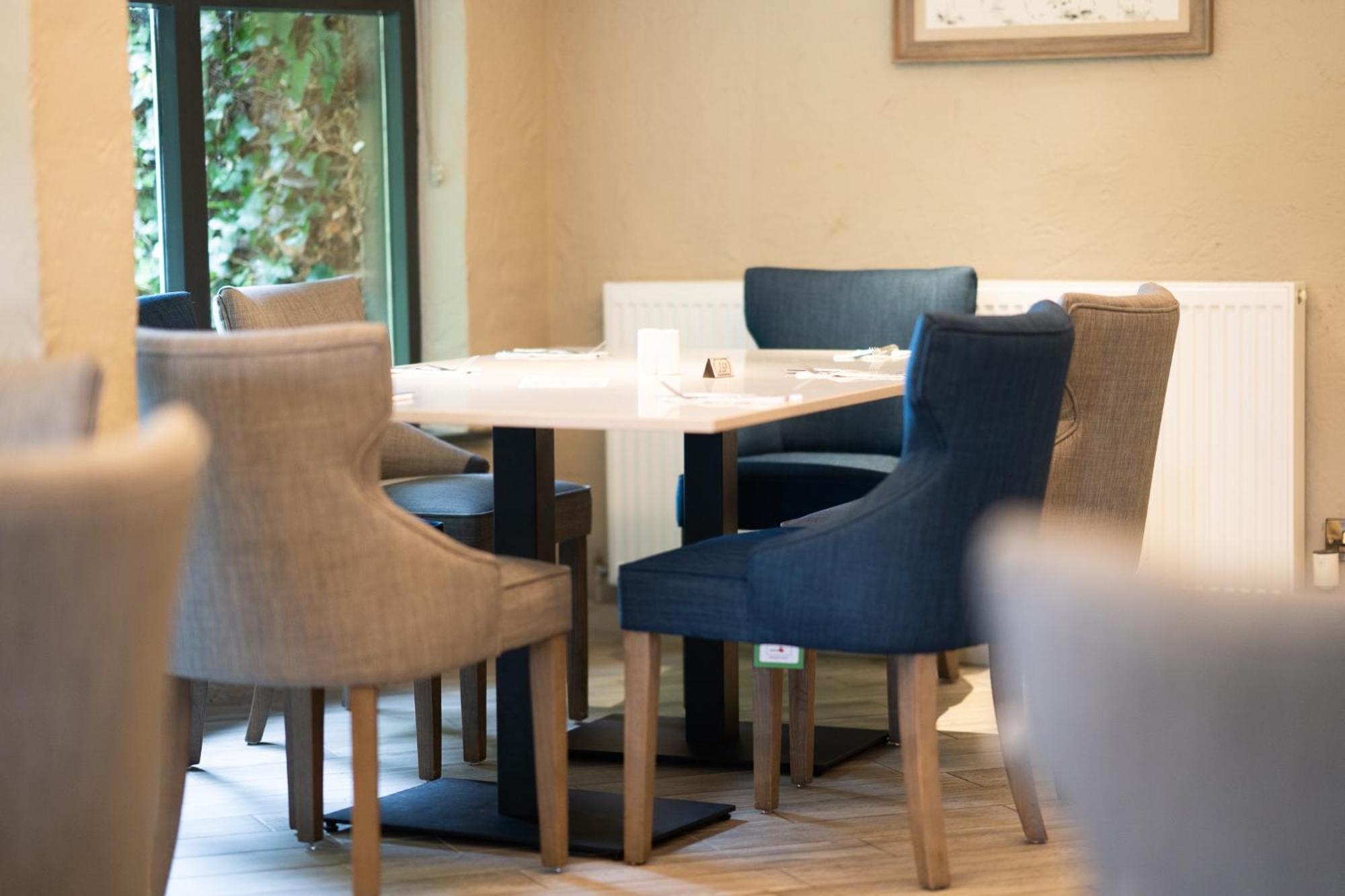 Bushtown Hotel & Spa Коулрейн Екстериор снимка