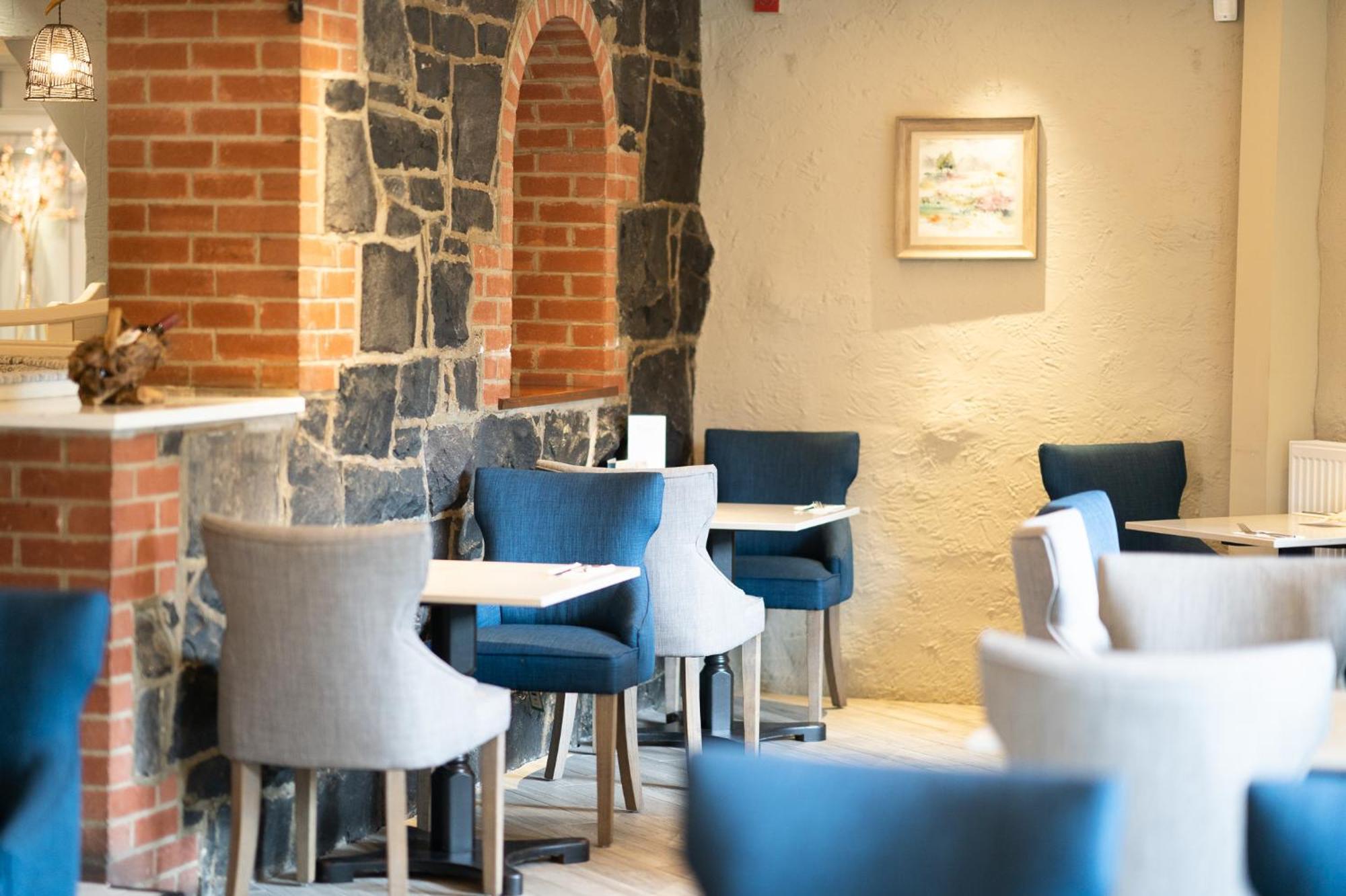 Bushtown Hotel & Spa Коулрейн Екстериор снимка
