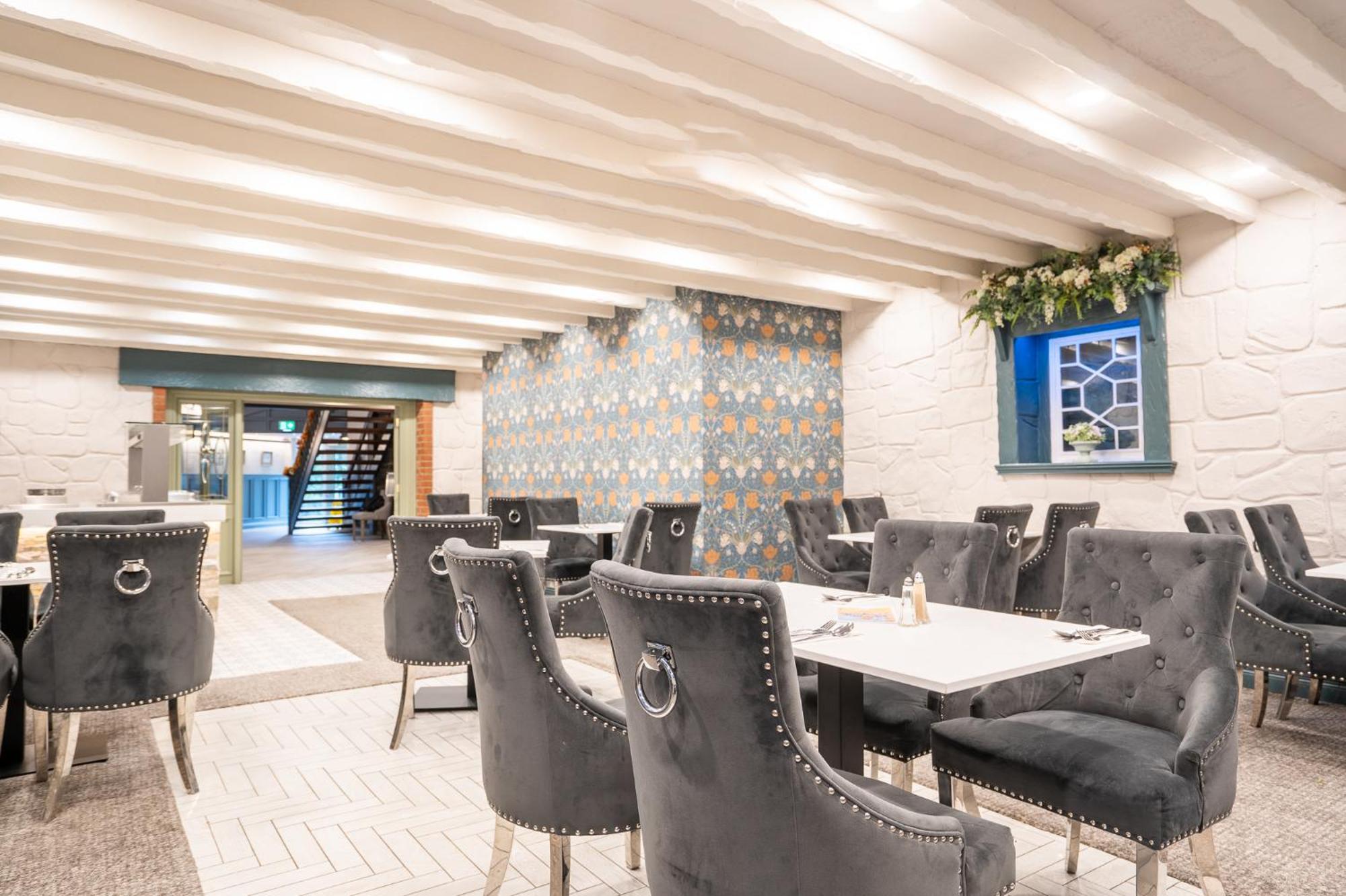 Bushtown Hotel & Spa Коулрейн Екстериор снимка
