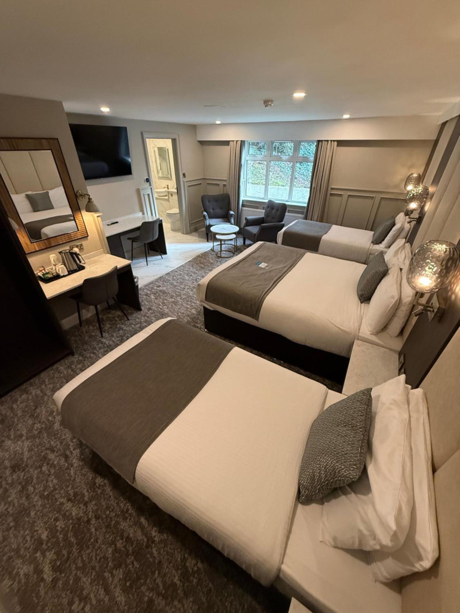Bushtown Hotel & Spa Коулрейн Екстериор снимка