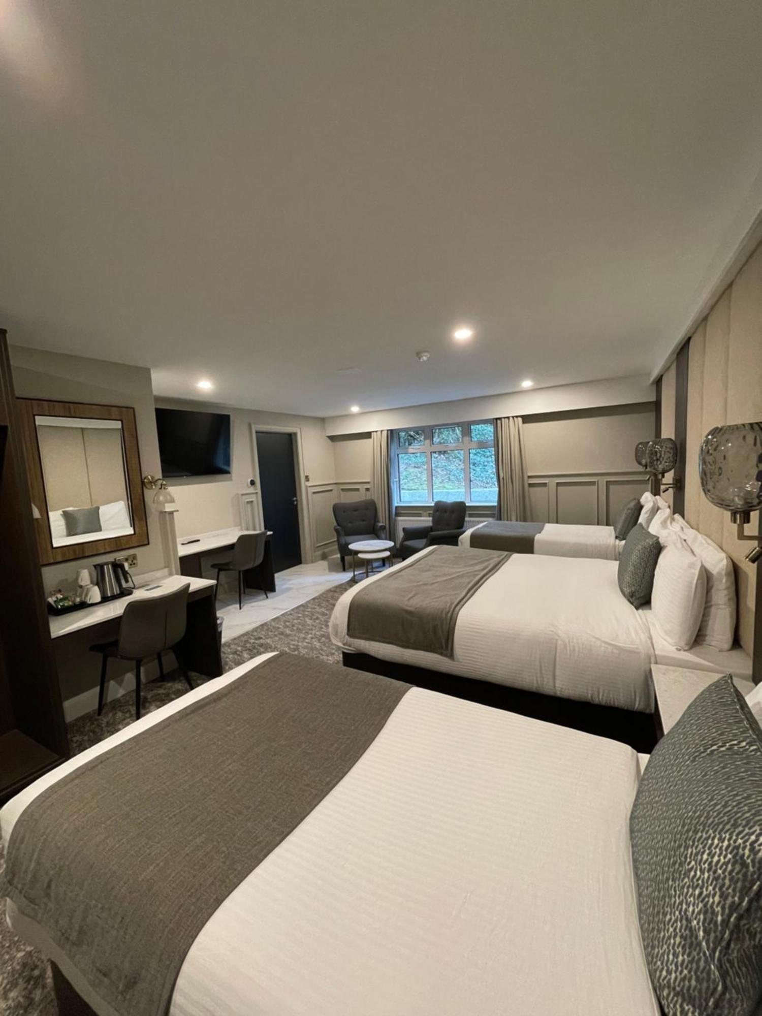 Bushtown Hotel & Spa Коулрейн Екстериор снимка