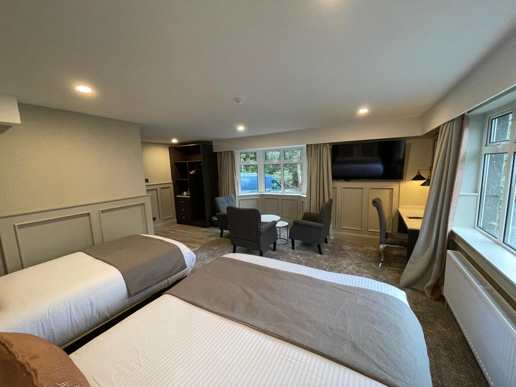 Bushtown Hotel & Spa Коулрейн Екстериор снимка
