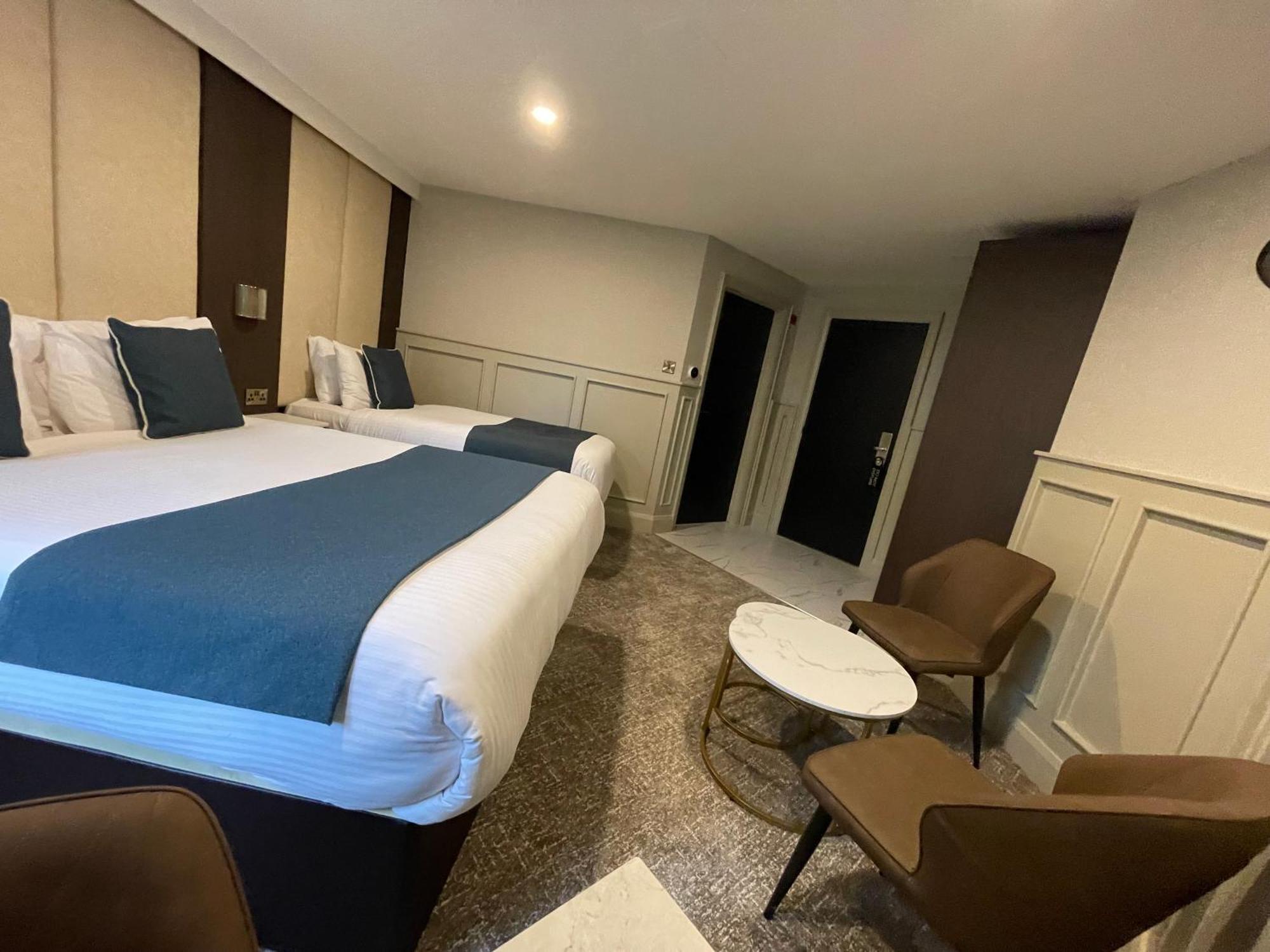Bushtown Hotel & Spa Коулрейн Екстериор снимка