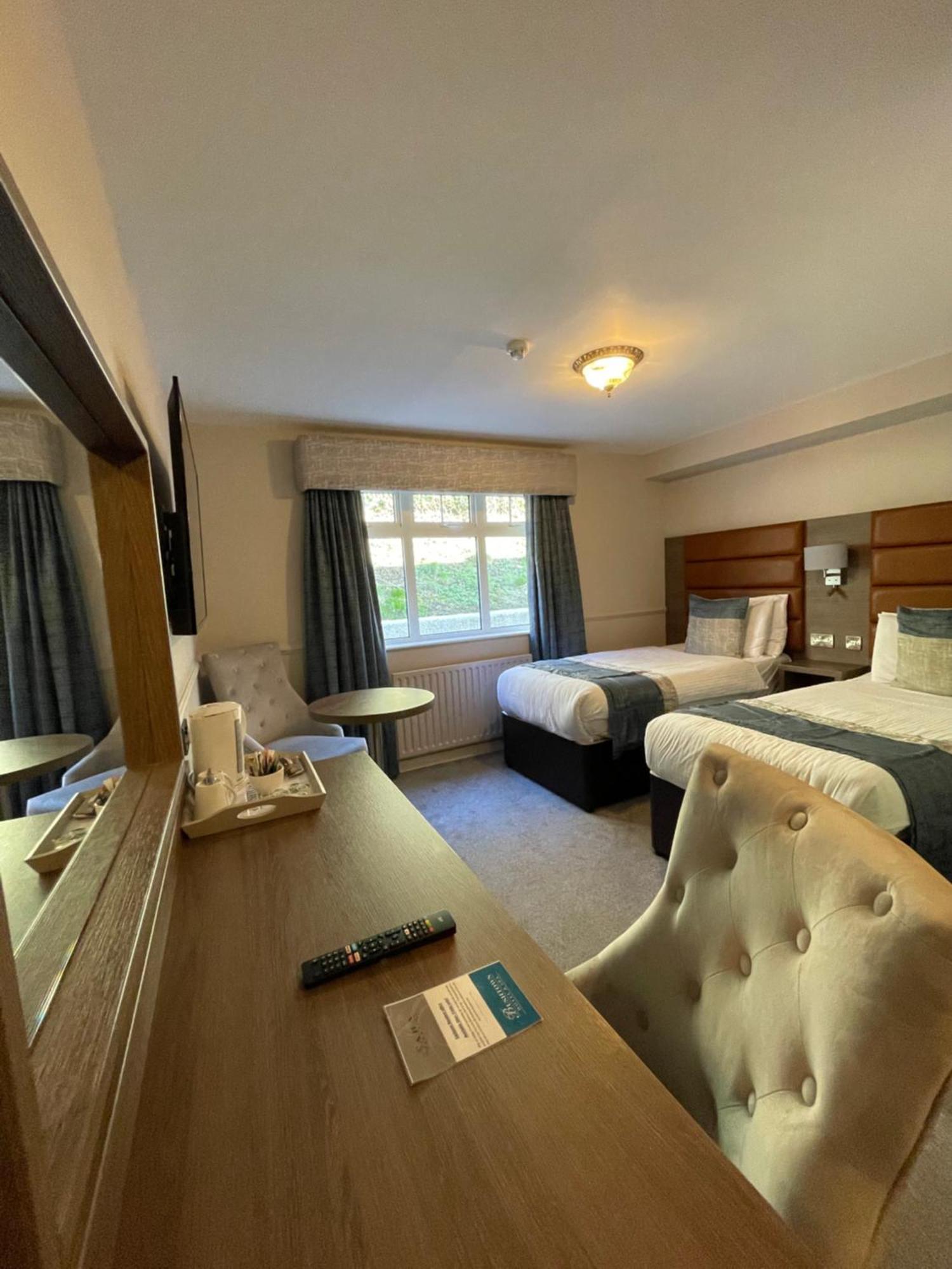 Bushtown Hotel & Spa Коулрейн Екстериор снимка