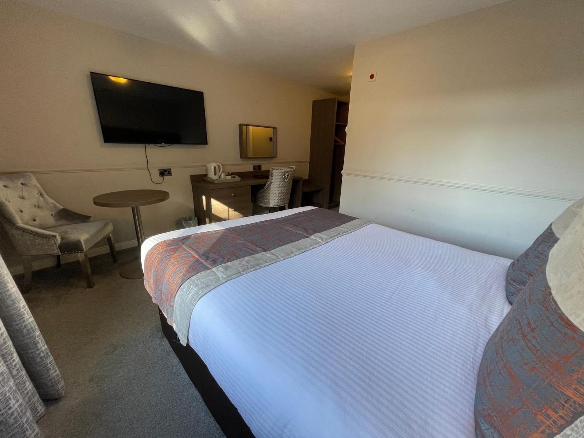 Bushtown Hotel & Spa Коулрейн Екстериор снимка