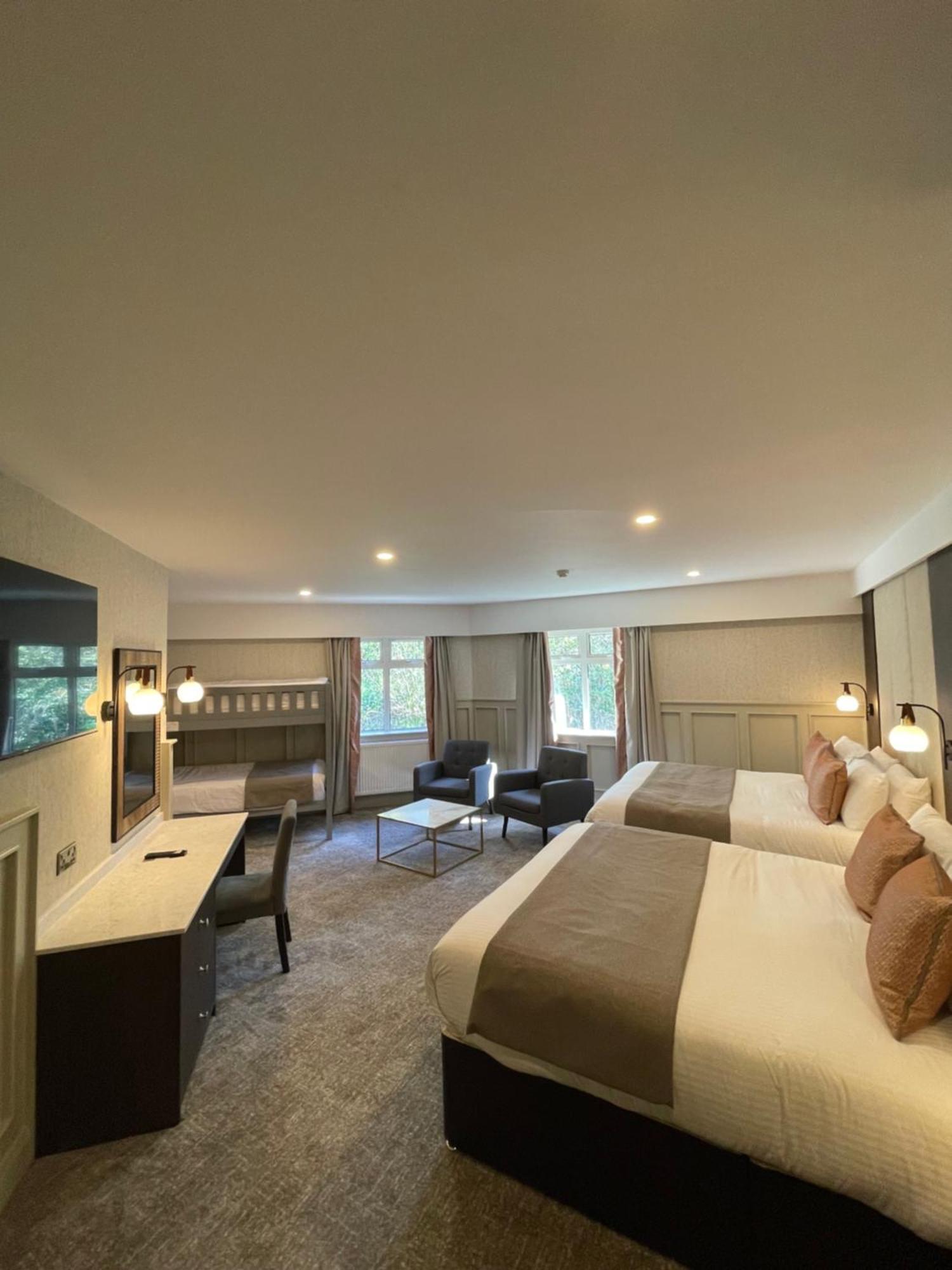 Bushtown Hotel & Spa Коулрейн Екстериор снимка