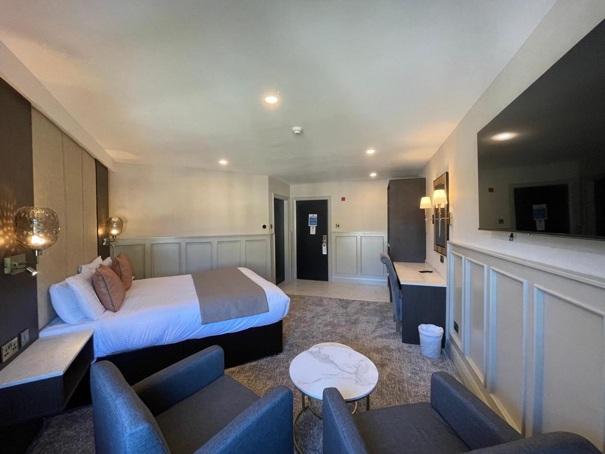 Bushtown Hotel & Spa Коулрейн Екстериор снимка