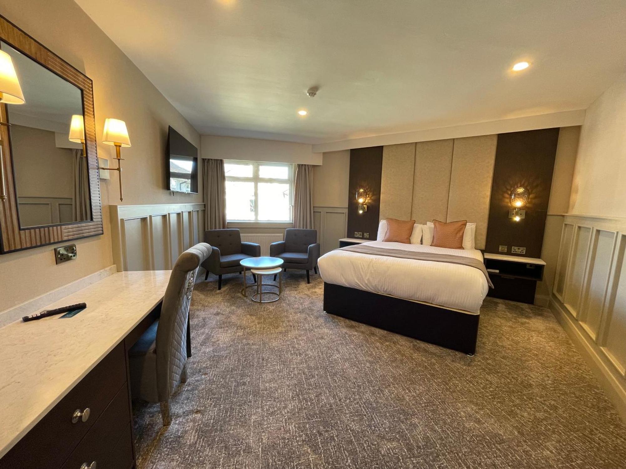 Bushtown Hotel & Spa Коулрейн Екстериор снимка